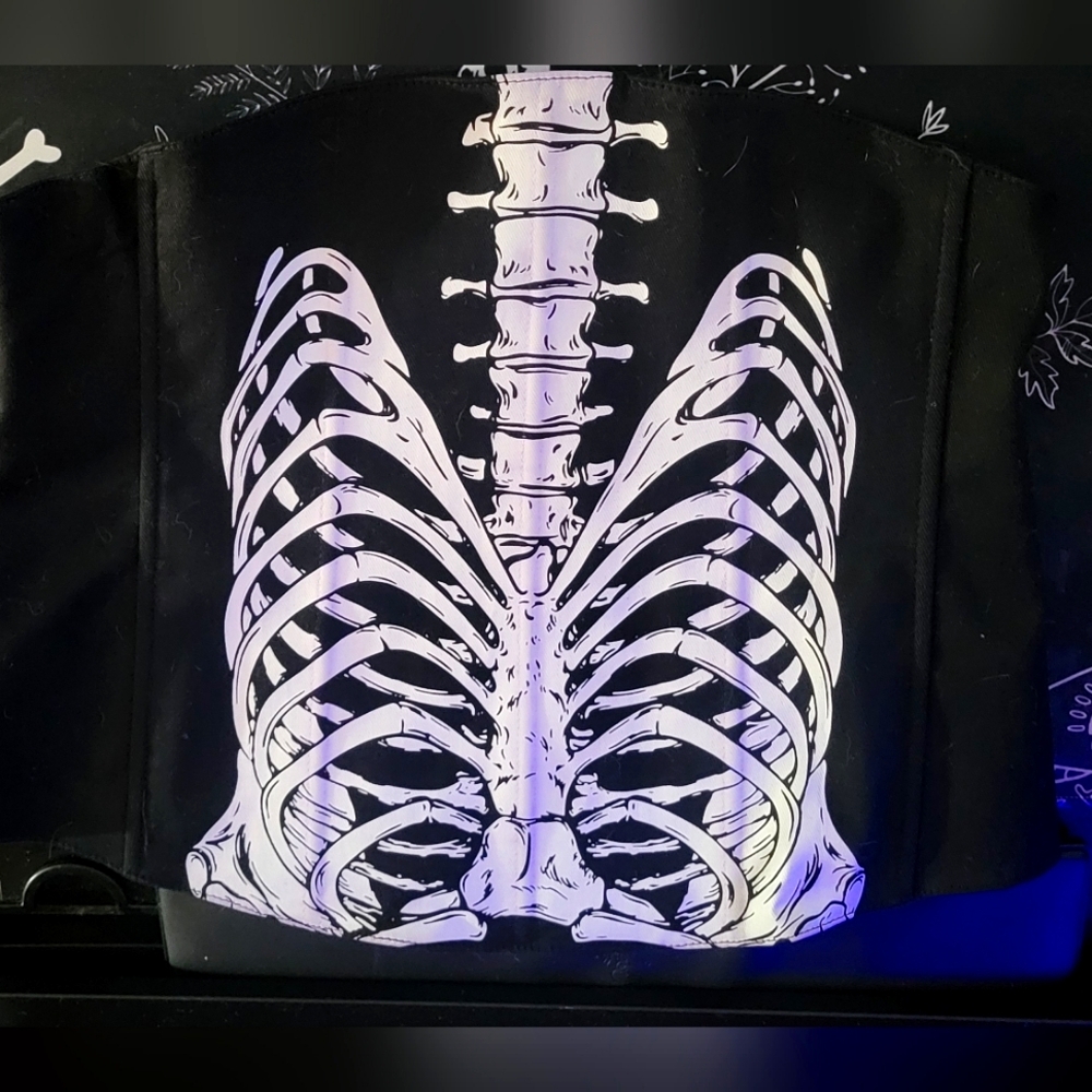 Trickz N Treatz Skeleton Corset Top💀🖤
